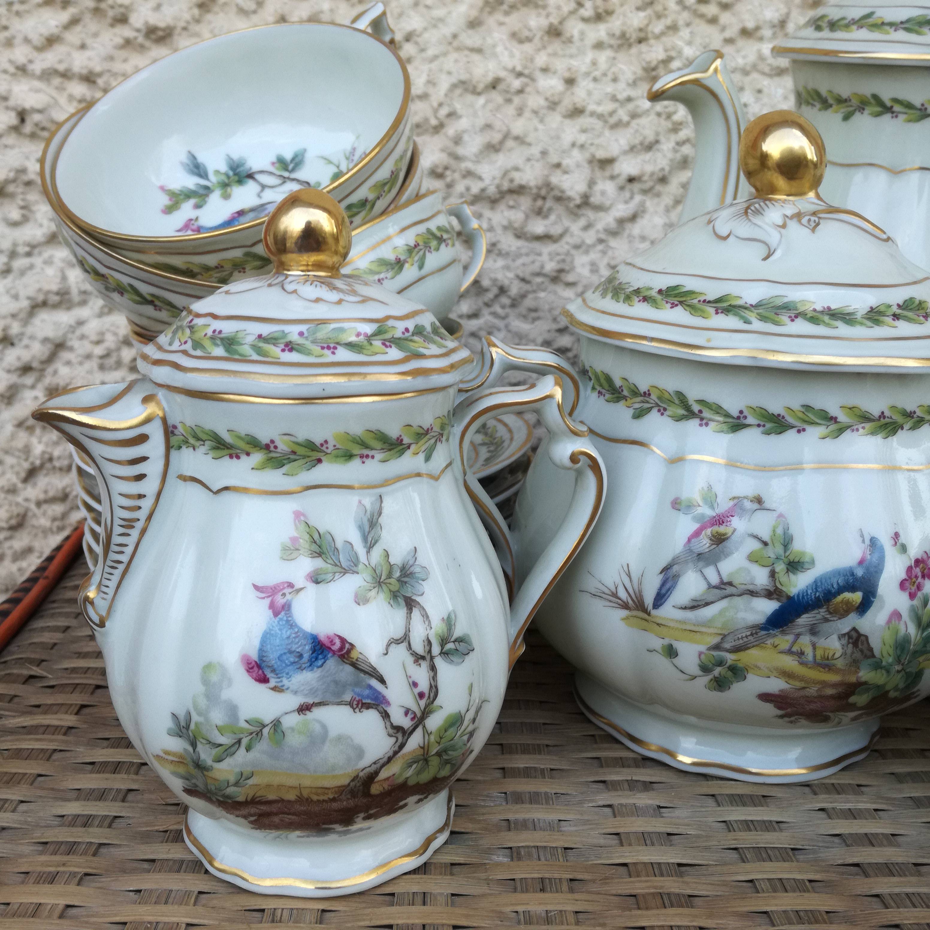 Service caf ou th Chevreuse motif d oiseaux en porcelaine de