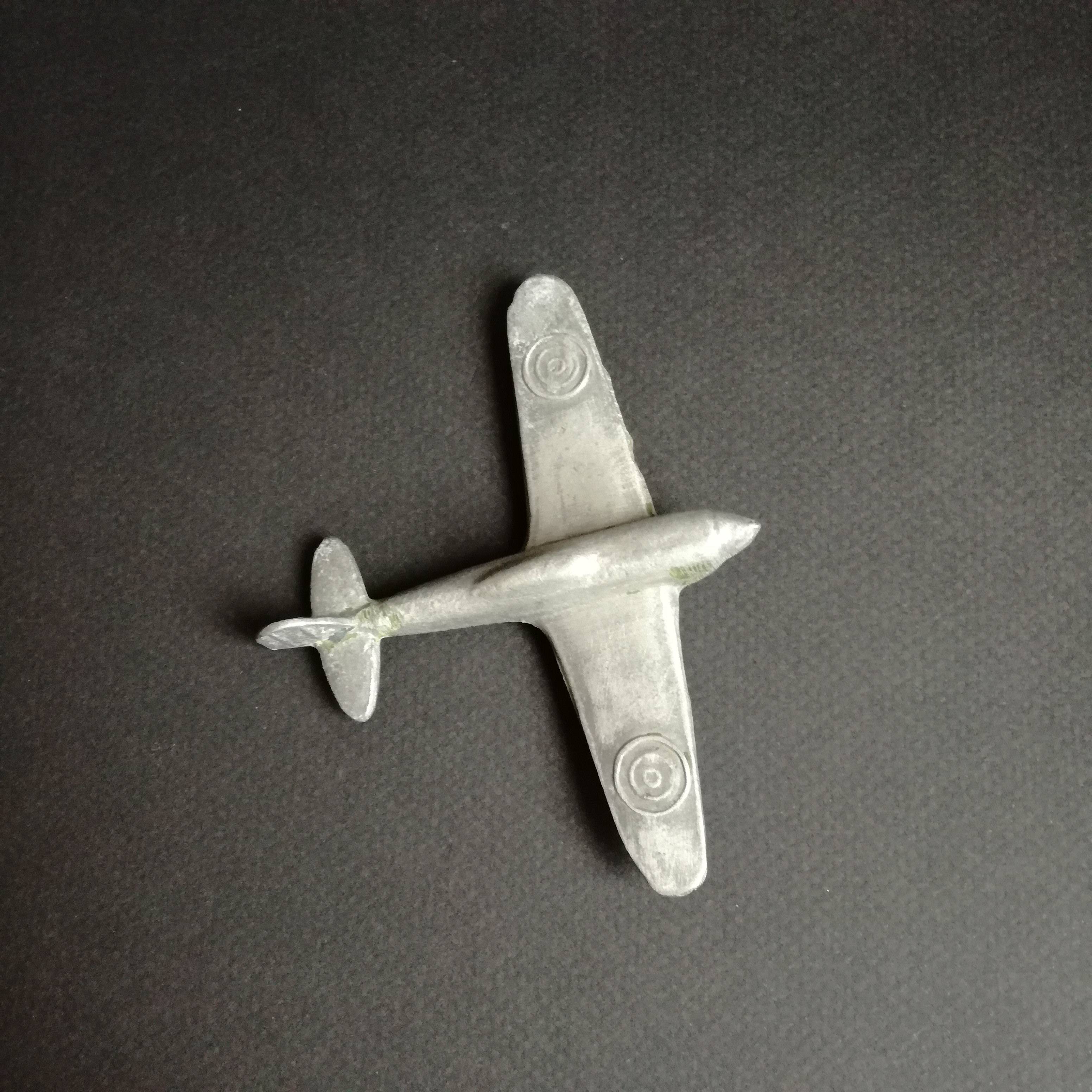 Petit avion miniature en aluminium - Début de Série