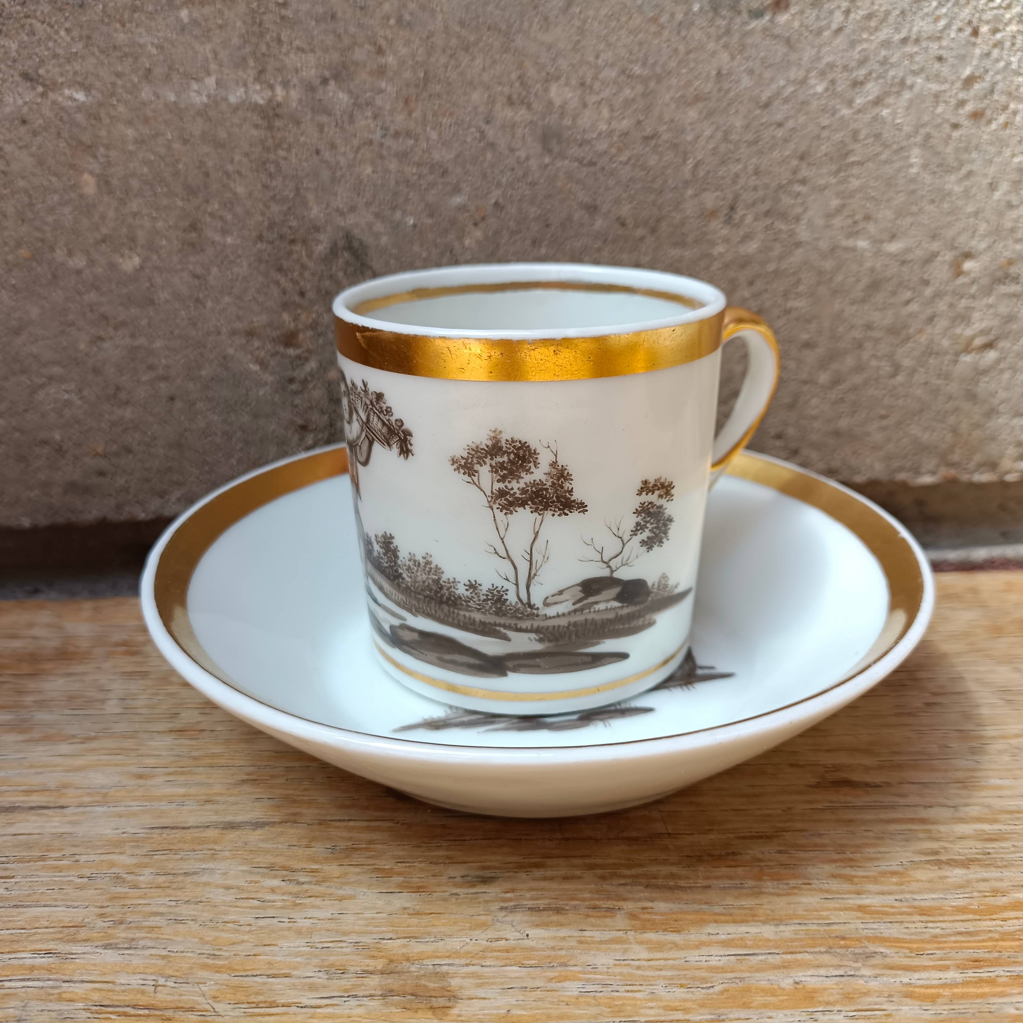 Service à café à décor de fleurs dorées en véritable porcelaine PF