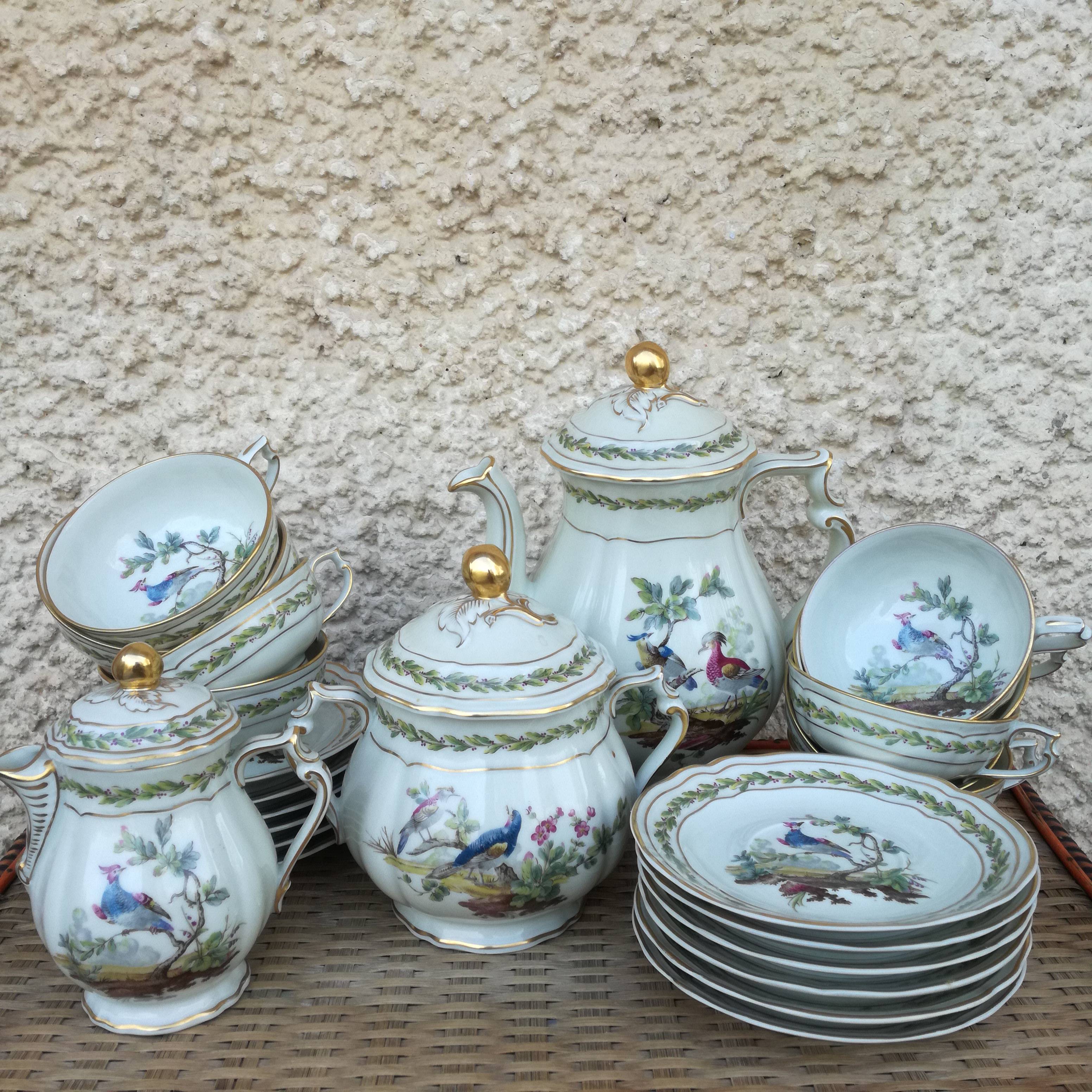 Service caf ou th Chevreuse motif d oiseaux en porcelaine de