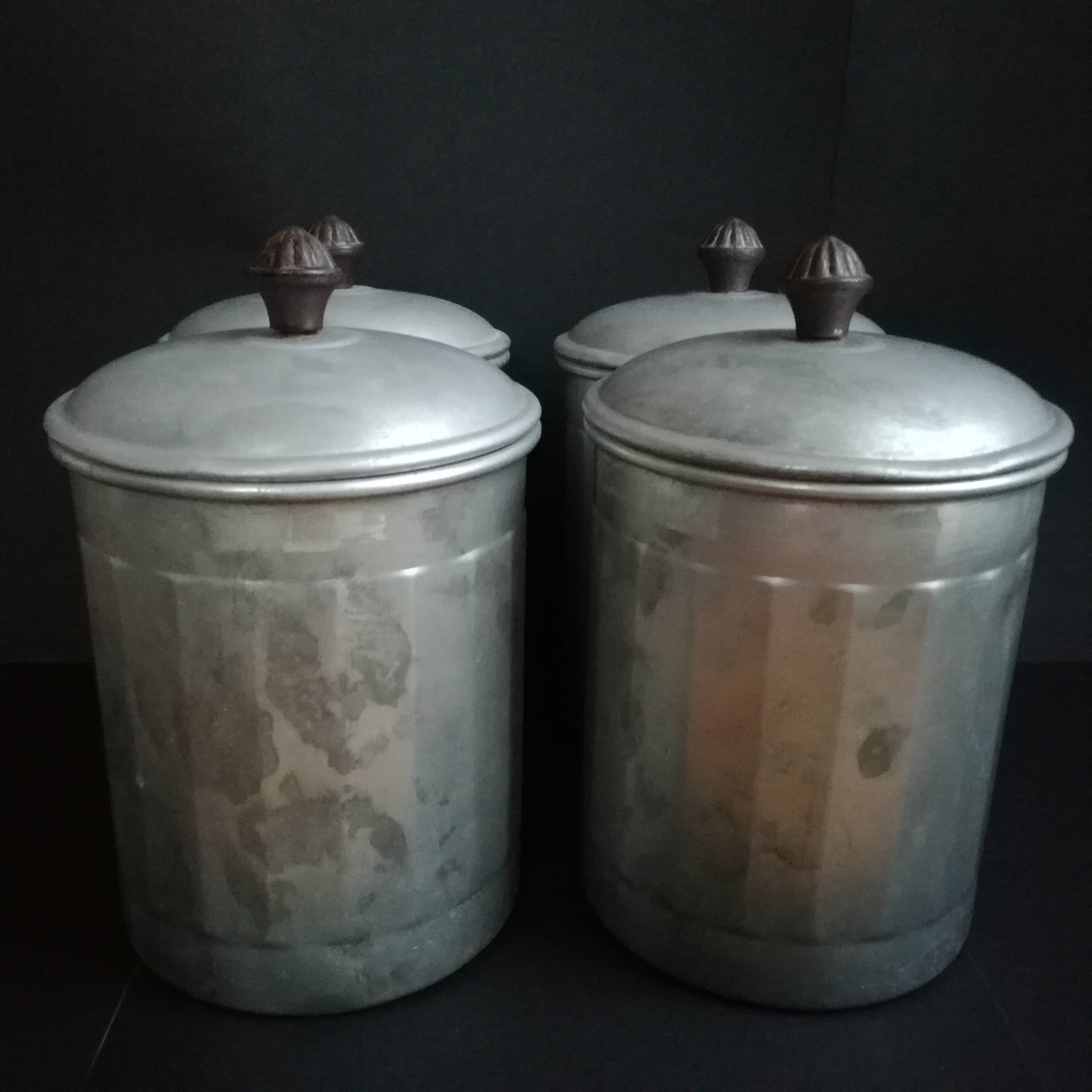 Ancienne série de pots à épices en céramique représentant des champignons  amanites tue-mouches (5 pots)