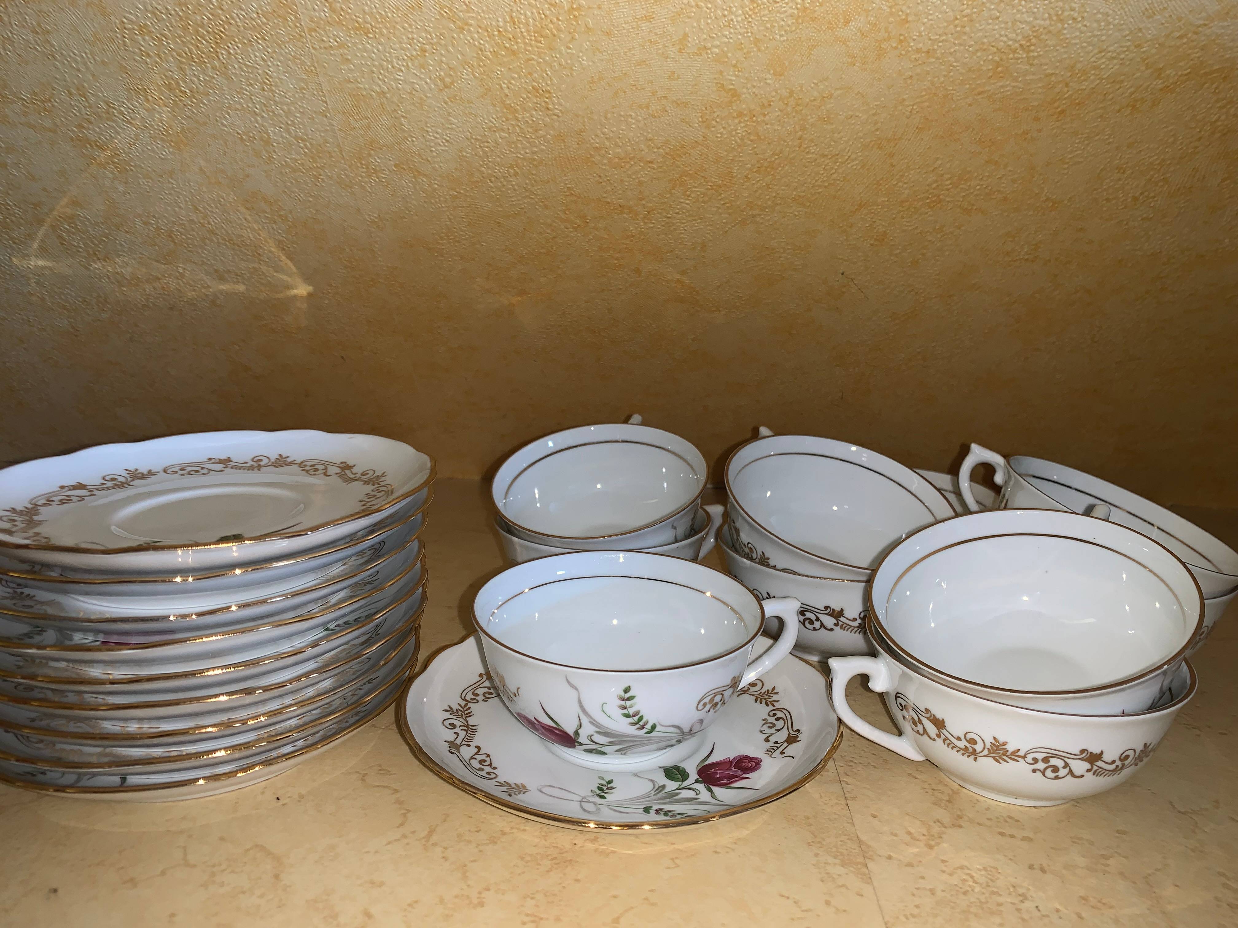Service à thé ou à café, porcelaine de Chauvigny
