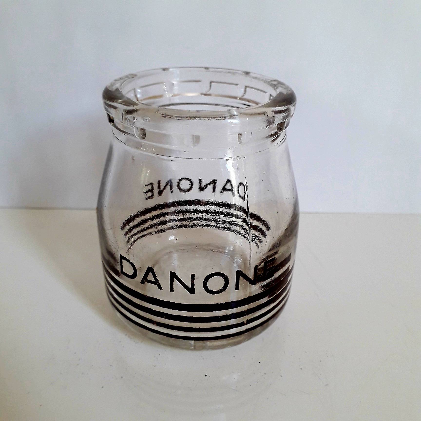 Ancien pot de yaourt en verre Danone, années 1950 - Début de Série